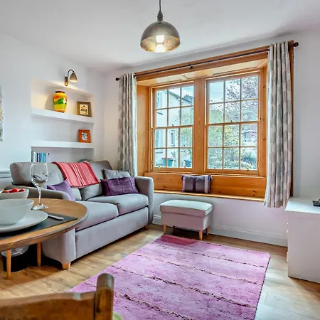 Holiday home 1 Bed In Sz472 *